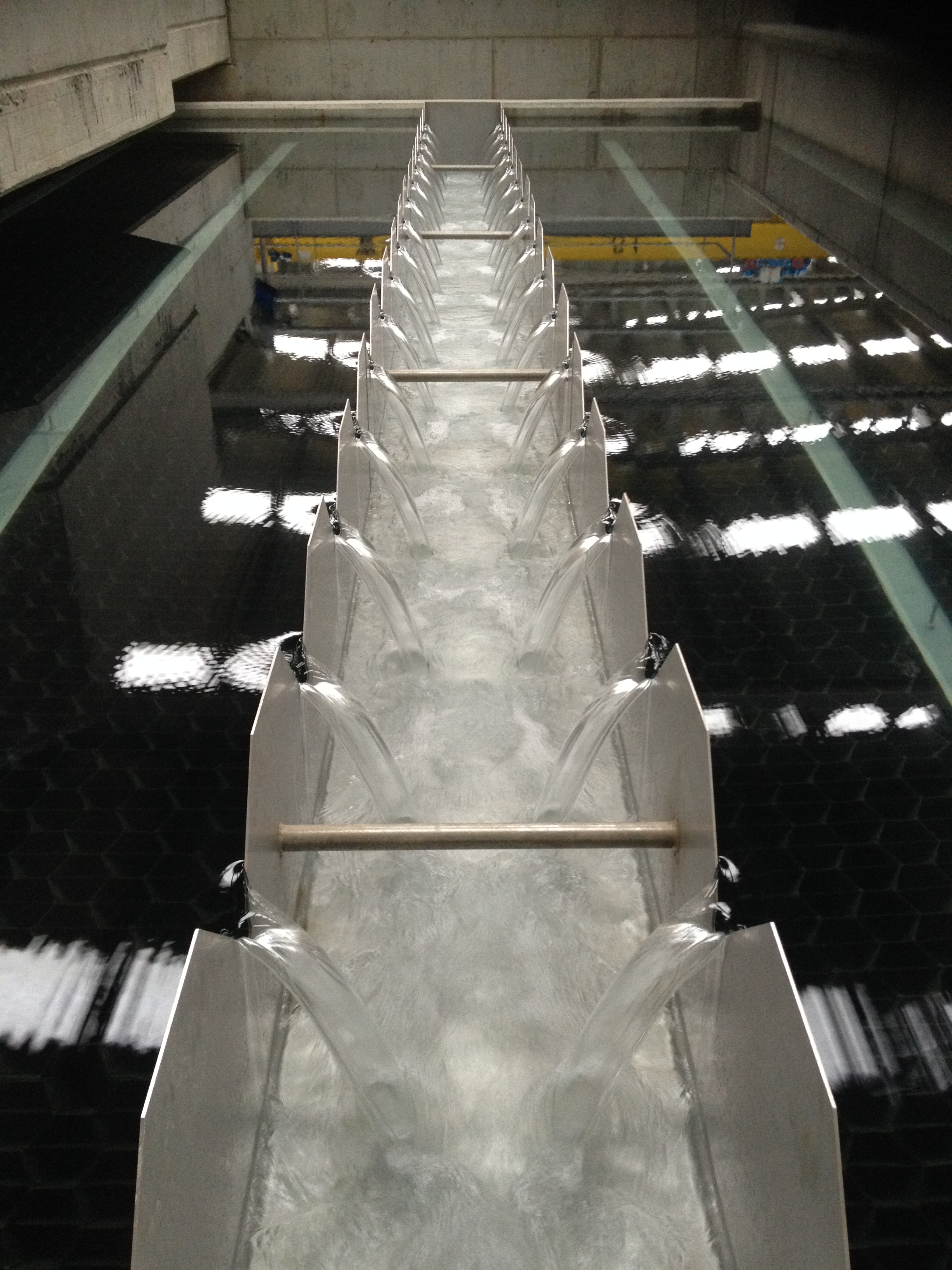 Fluid dynamic simulation of Thomson channels in Ait Messaoud project